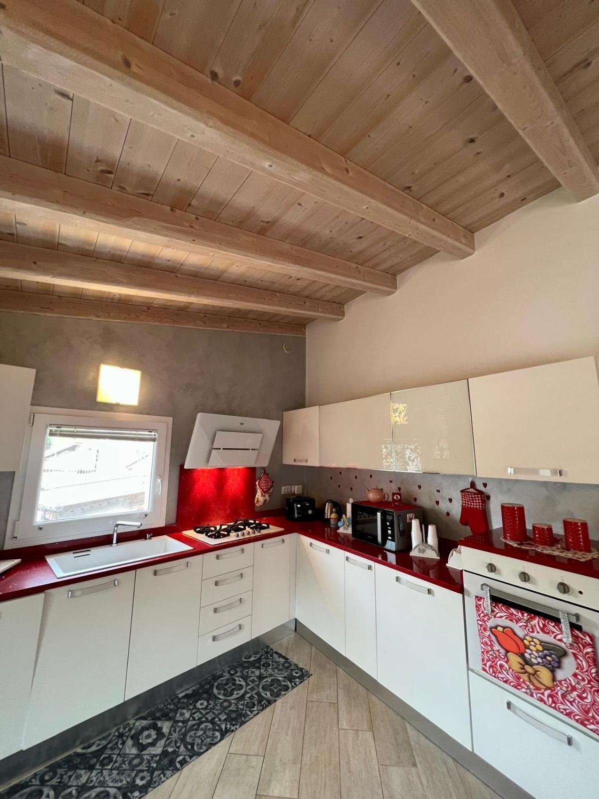 Happy Family Apartment Trucco Esterno foto