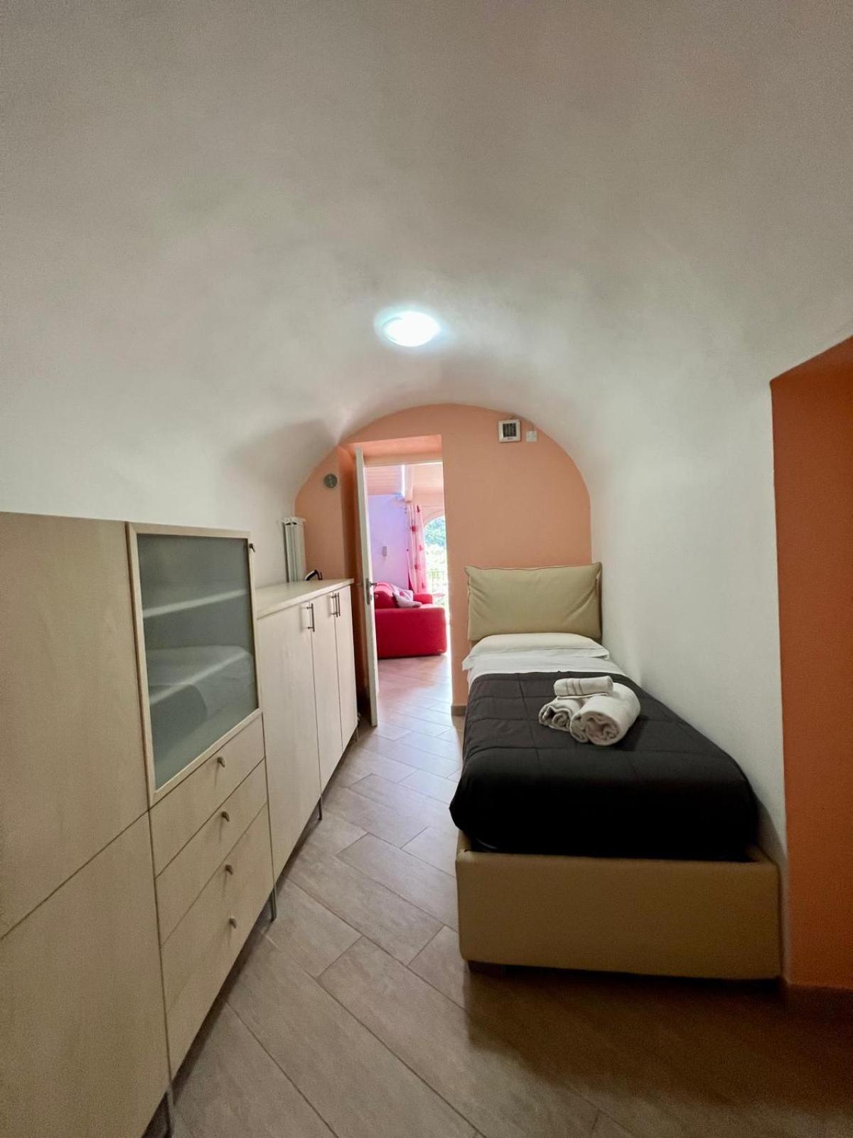 Happy Family Apartment Trucco Esterno foto